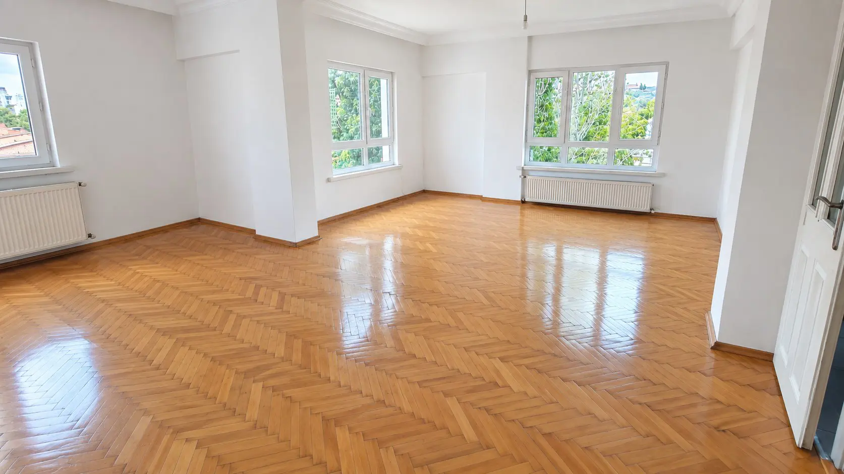 KIRKKONAKLAR’DA 3 CEPHELİ, MANZARALI 3+1 TERS DUBLEKS KİRALIK DAİRE
