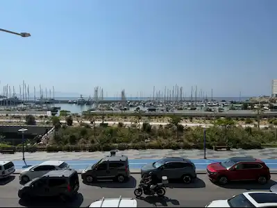 KUŞADASI MARİNA’DA MUHTEŞEM DENİZ MANZARALI, GENİŞ VE FERAH 4+1 DAİRE