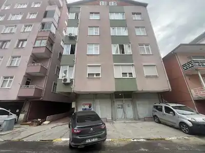 PENDİK ÜST KAYNARCA DA E5 150 METRE MESAFEDE YATIRIMLIK SATILIK DÜKKAN