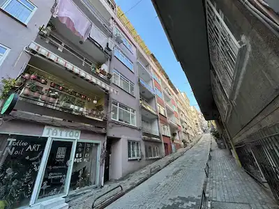 İZMİT HACIHASAN MAHALLESİ’NDE SATILIK 2 + 1 DAİRE
