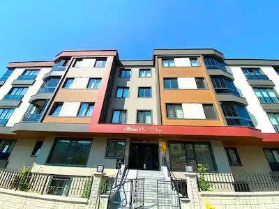 ATAKUM MEVLANA MAHALLESİNDE MAHAL PARK EVLERİNDE KİRALIK 1+1