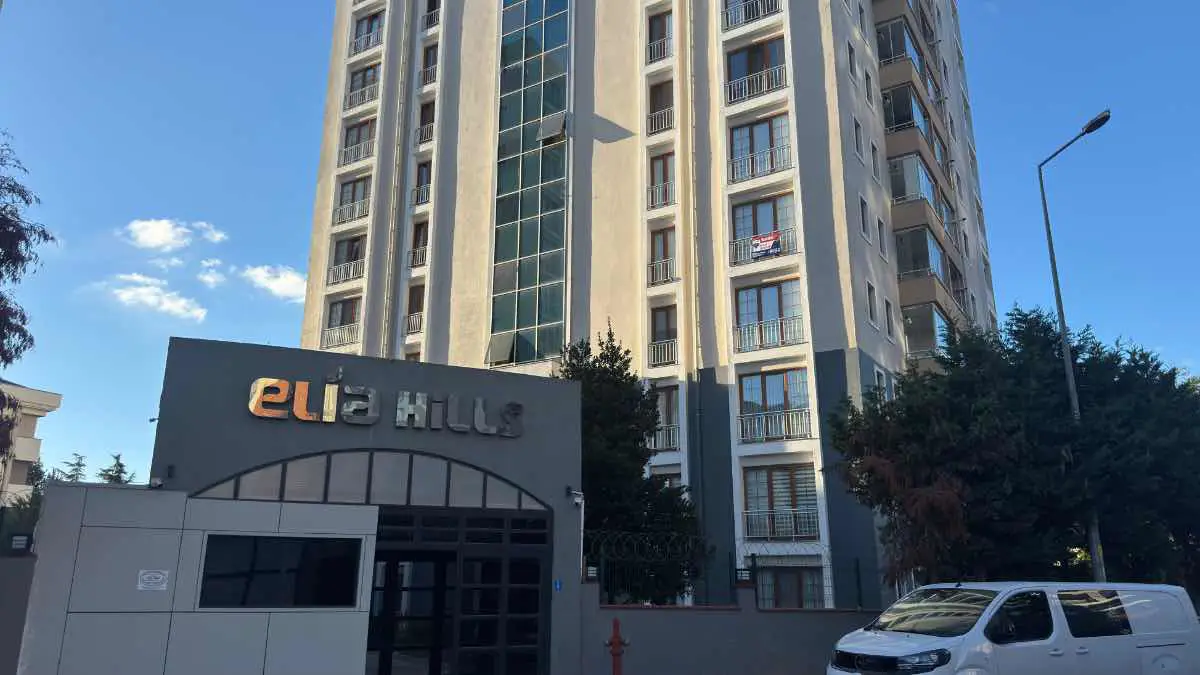 REMAX LAVANDADAN ÇORLUNUN MERKEZİNDE, GENİŞ VE KONFORLU 2+1