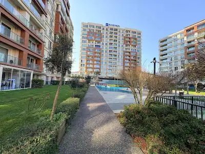 SUR YAPI METROGARDEN’DA BÜYÜK TIP SATILIK  2+1 BOŞ DAİRE