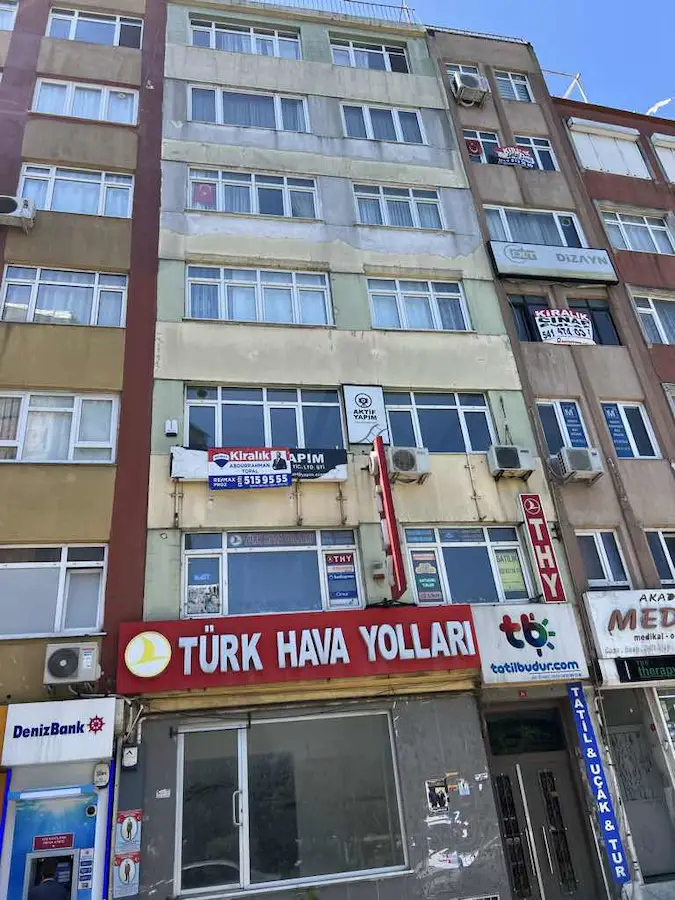 MİLLET CADDESİNDE CADDE ÜSTÜ 4+1 DAİRE