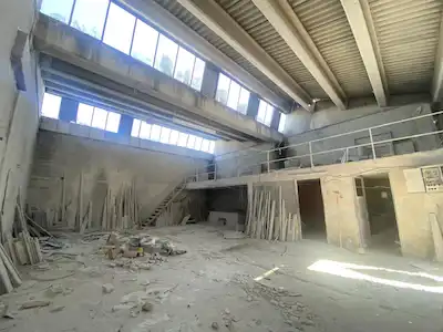 BAKSAN SANAYİ SİTESİNDE 245 M² | ÖNÜ AÇIK | AVANTAJLI LOKASYON
