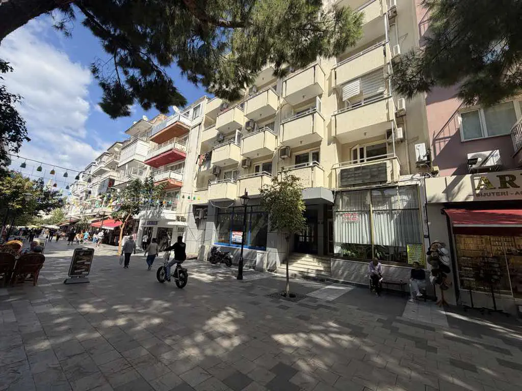 Property image 8