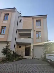 YENIKENT'TE SILA EVLERI TRIPLEKS GENIS 5+1 KIRALIK