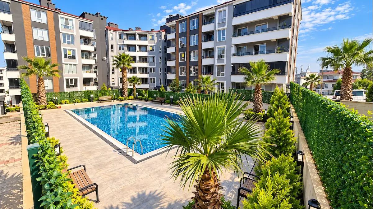 ATAKUM’DA SIFIR, EŞYALI 1+1 KİRALIK DAİRE | BALKONLU, DOĞALGAZ KOMBİLİ