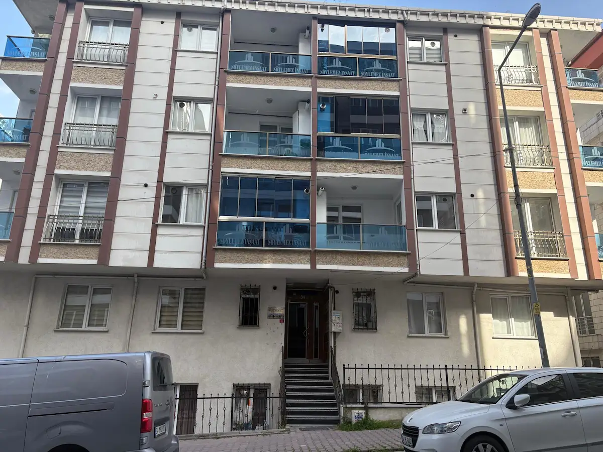 ESENYURT MEHMET AKIF ERSOY'DA E-5 YAKIN YATIRIMA UYGUN DAIRE