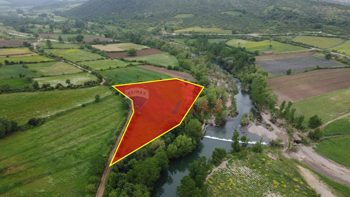 REMAX İNCİDEN YENİCE BAYATLAR SATILIK 6.500 M2 SATILIK TARLA