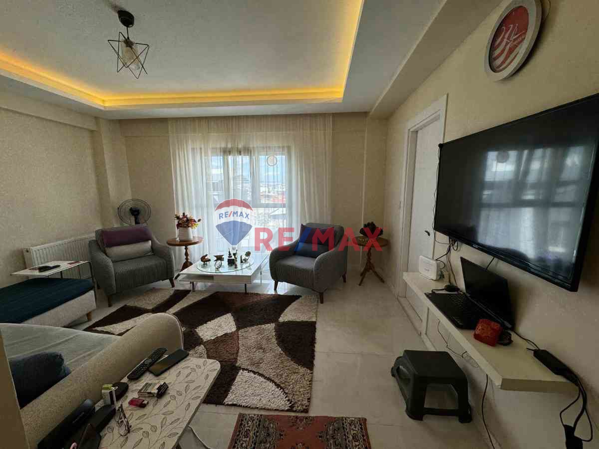 YILDIZ MAHALLESI MERKEZI KONUM DA 2+1 ASANSÖRLÜ ÇATI DUBLEX YENI DAIRE