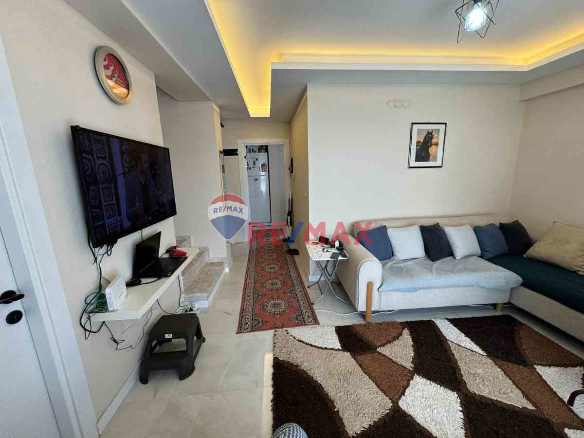 YILDIZ MAHALLESI MERKEZI KONUM DA 2+1 ASANSÖRLÜ ÇATI DUBLEX YENI DAIRE