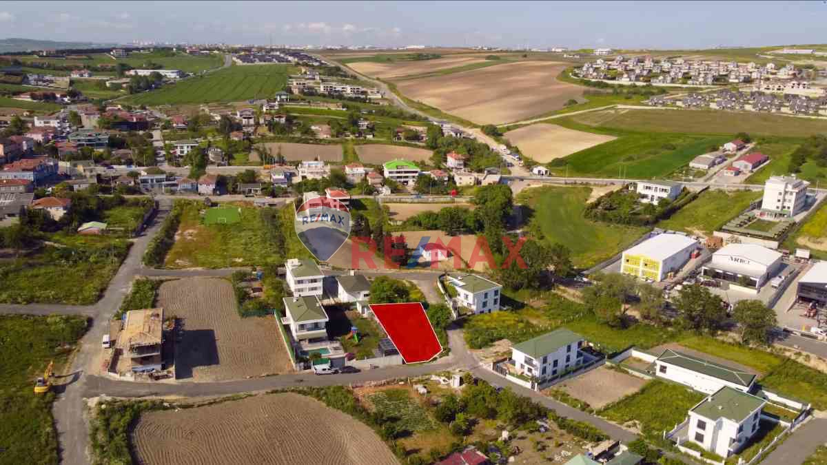 BÜYÜKÇEKMECE KARAAĞAÇ'DA ***513,50 M2*** SATILIK