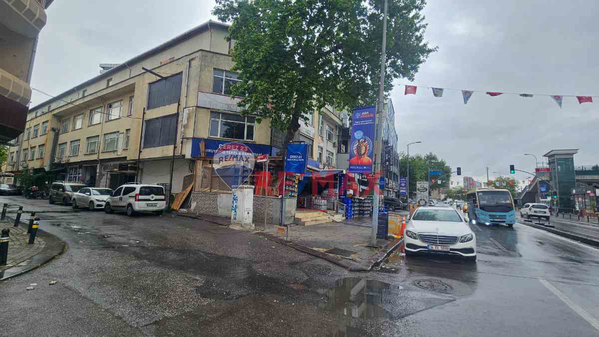 MALTEPE CEVİZLİDE İMALATADA UYGUN MARMARAYA KOMŞU 30 M2