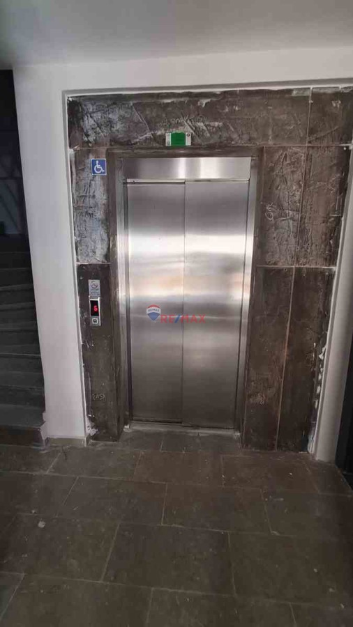 MALTEPE İDEALTEPE MİNİBÜS YOLUNDA DÜZ GİRİŞ YENİ BİNADA 1+1