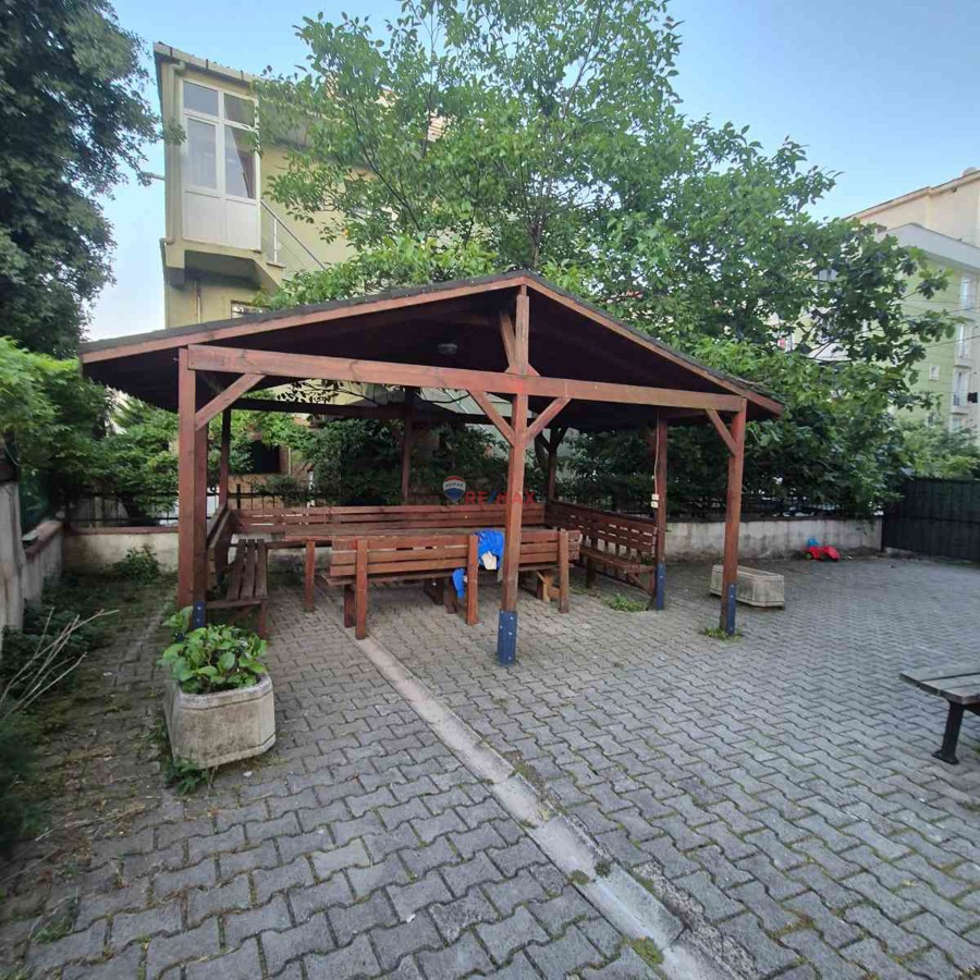 PENDIK KURTKÖY ERSOY HASTANESINE YÜRÜME MESAFESINDE 2+1 SATILIK