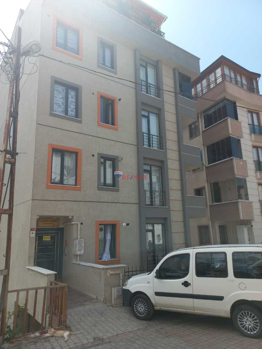 MEVLANA MAH.2+1 ARAKAT DUBLEKS DAİRE