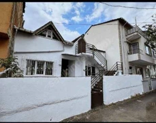 DERİNCE DUMLUPINARDA SATILIK FIRSAT MÜSTAKİL EV