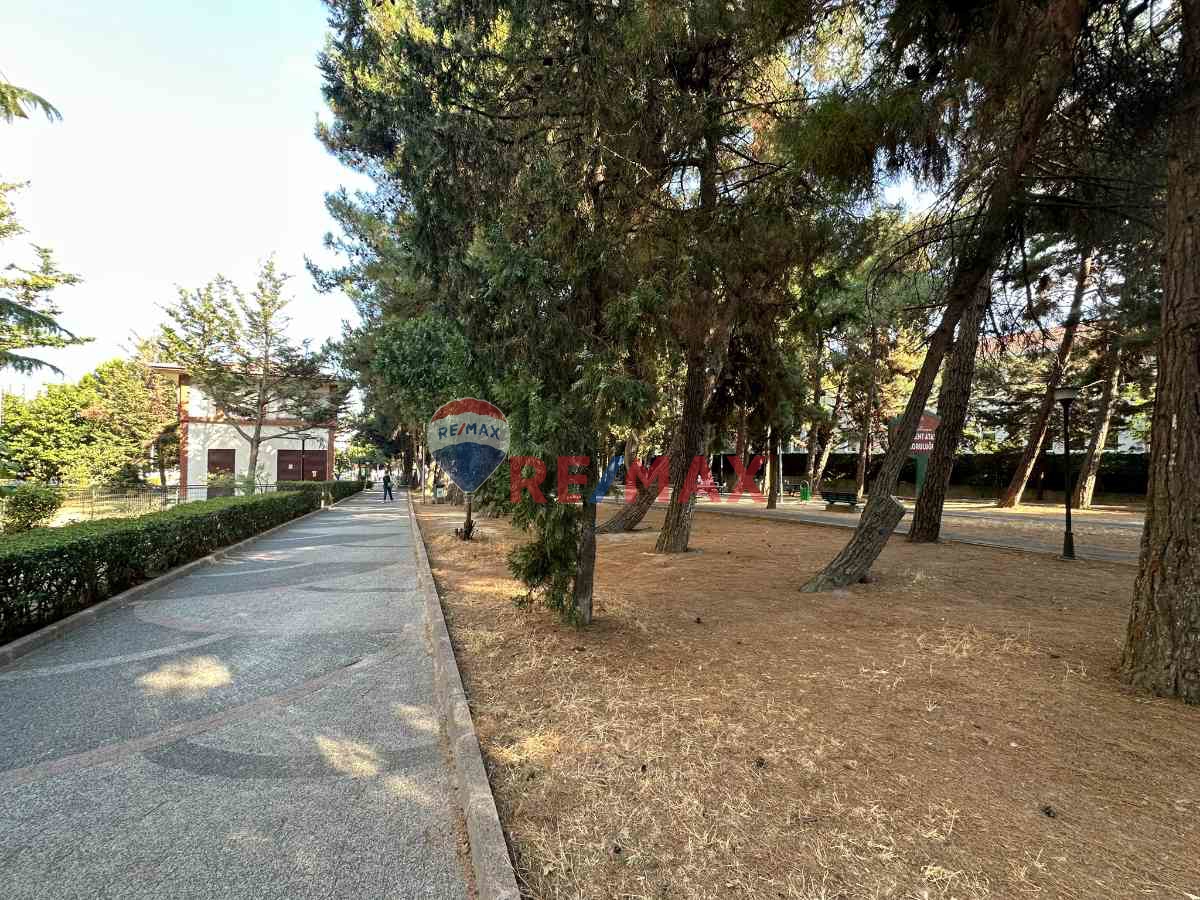 BEYLİKDÜZÜ CUMHURİYET BİZİMKENT SİTESİ C TİPİ 3+1 SATILIK DAİRE