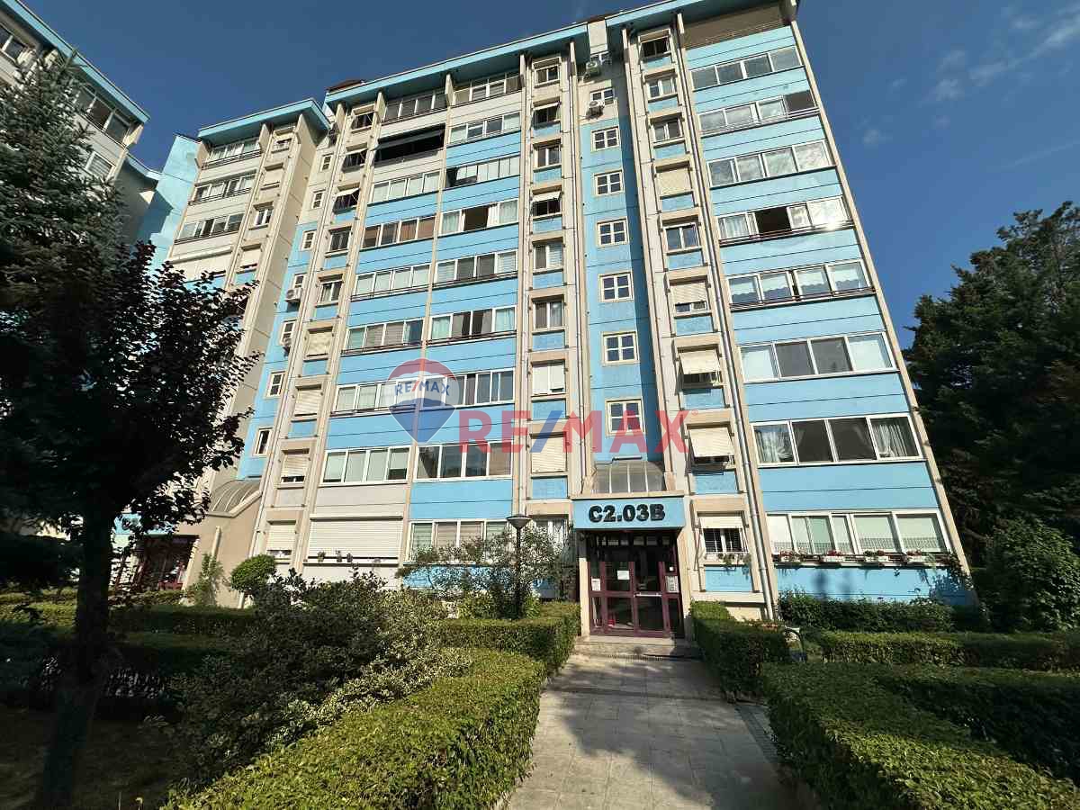 BEYLİKDÜZÜ CUMHURİYET BİZİMKENT SİTESİ C TİPİ 3+1 SATILIK DAİRE