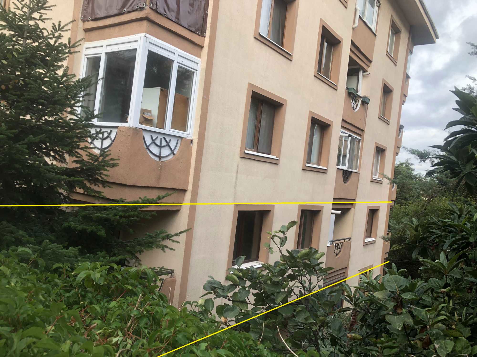 YENİLENMİŞ | GÖKSU-HÜRREM SOKAK C 40 BLOK 1.KAT 3+1 (144M²)