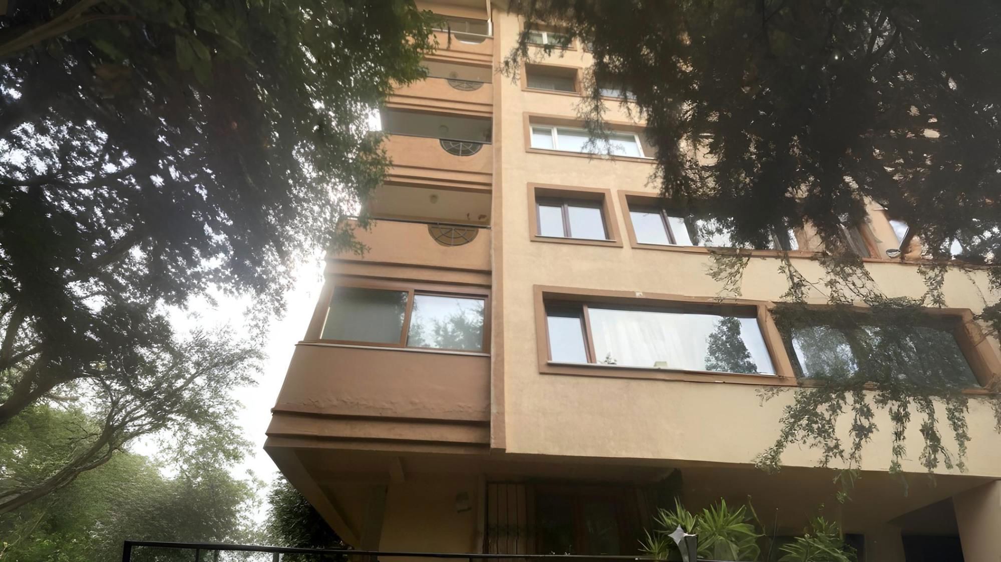 YENİLENMİŞ | GÖKSU-HÜRREM SOKAK C 40 BLOK 1.KAT 3+1 (144M²)