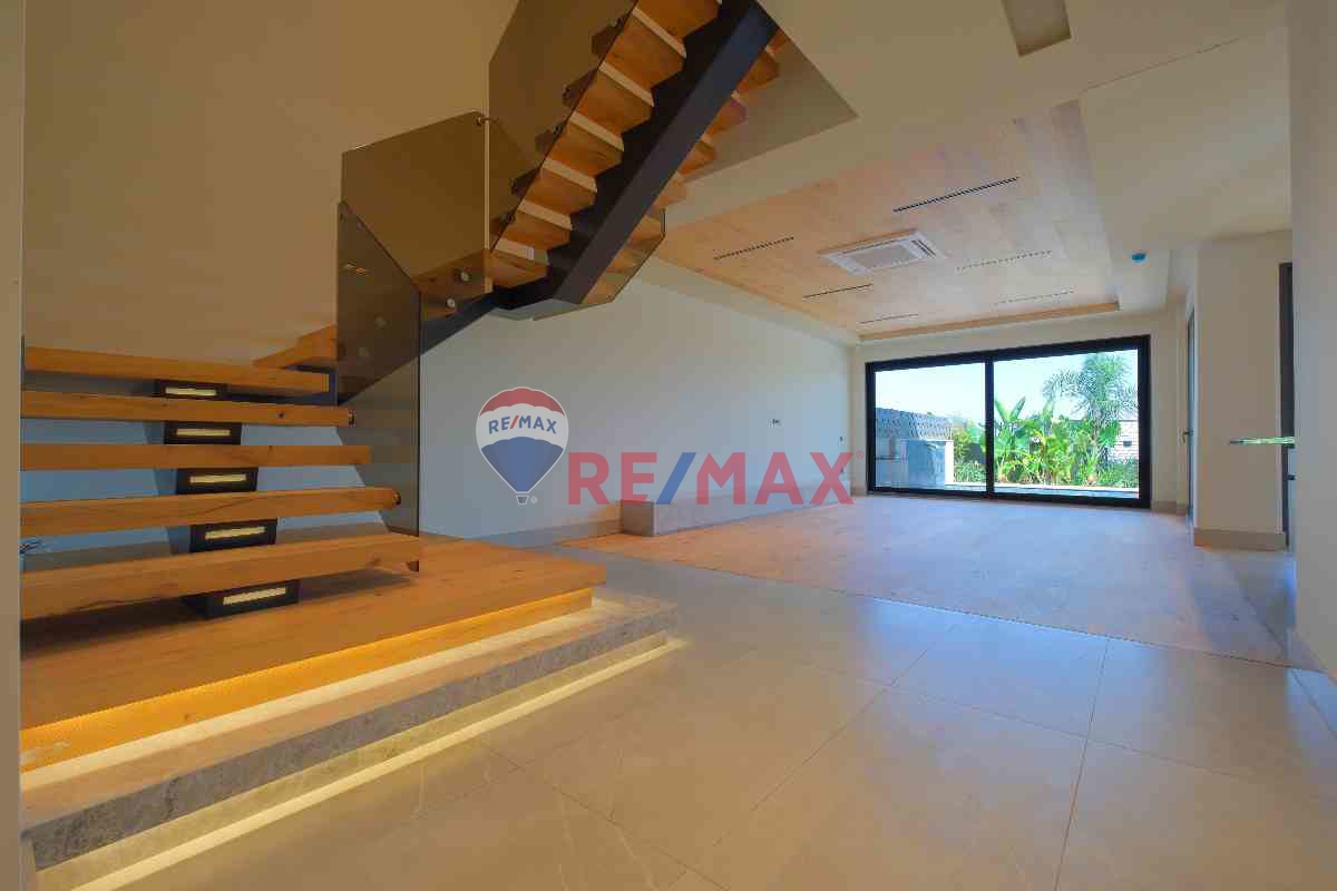 GÖKHAN ÜÇGÜN - BÖLGENİN YENİ YILDIZI, SERRA 12'DE ŞIK VİLLALAR