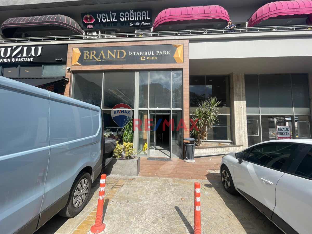 BEYLIKDÜZÜ  BRAND İSTANBUL PARK SATILIK 4+1 BOŞ DAİRE 