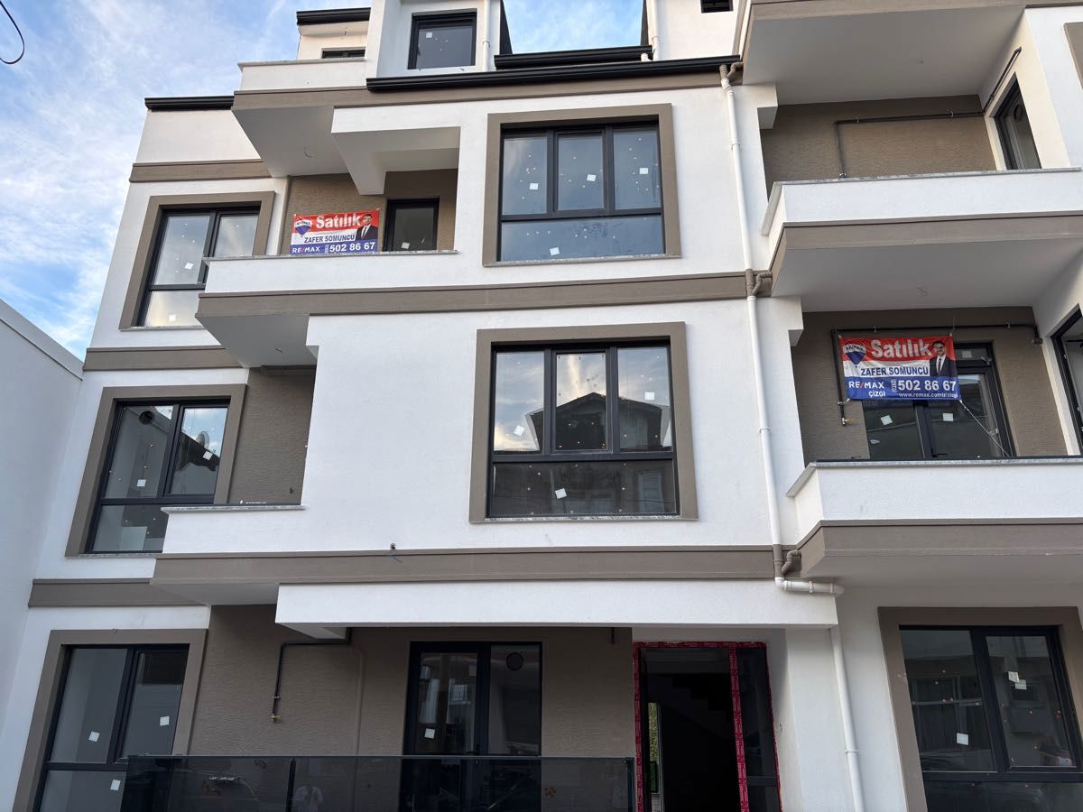 KARTEPE ATAEVLER‘DE 2 + 1 DUBLEKX DAİRE