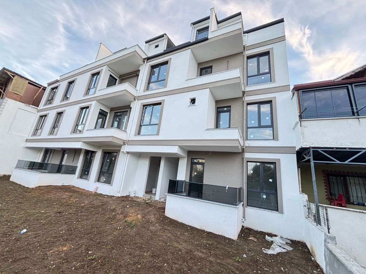 KARTEPE ATAEVLER‘DE 2 + 1 DUBLEKX DAİRE