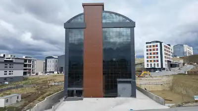 DELİKLİKAYA SANAYİ BÖLGESİNDE ACİL SATILIK FABRİKA BİNASI