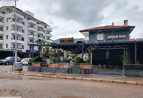 İÇMELER SAHİLE 50 M UZAKLIKTA KOMPLE SATILIK BİNA