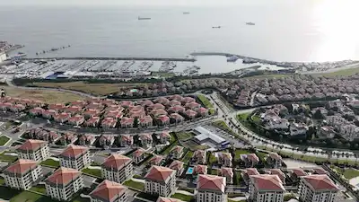 REMAX MAHMUT BEKDEMİRDEN DENİZ İSTANBUL SEDEF KONAKLARI 5+2VİLLA
