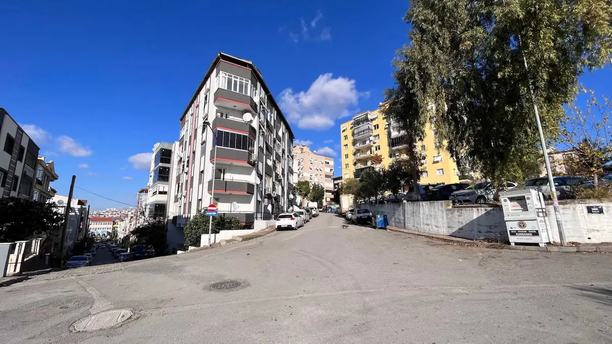 EFELER MAH SEYFI DEMIRSOY HASTANESI YAKINI 110 M2 EŞYALI KIRALIK DAIRE