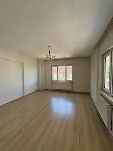 REMAX MODEL DEN KUŞPINAR DA ÇARŞAMBA PAZARINA YÜRÜME MESAFESİNDE 2+1 KİRALIK DAİRE