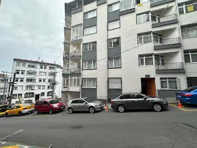 KALE MAHALLESİNDE DENİZ MANZARALI FIRSAT DAİRE