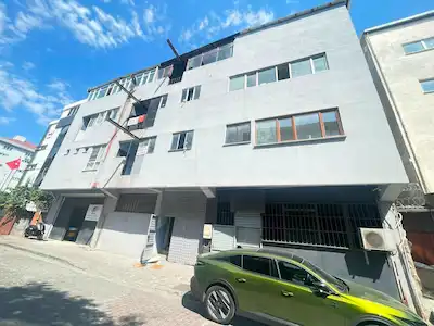 BAHÇELIEVLER ÇOBANÇEŞME MAHALLESI'NDE BASINEKSPRESS'E YAKIN IMALATHANE