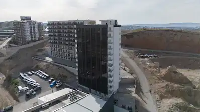 ESKIŞEHIR YOLUNA CEPHE CEYKA PLAZA'DA YENİ KIRALIK 1+1