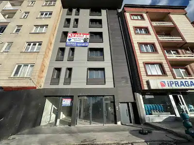 REMAX İLKE'DEN KARAYOLLARI CADDE ÜSTÜ KİRALIK İŞ YERİ
