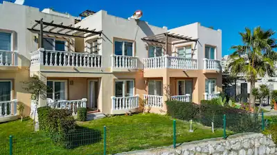 ADABÜKÜ TURKUAZ SİTESİ EŞYALI 2+1 | BAHÇE KATI | BALKONLU | KREDİYE UYGUN