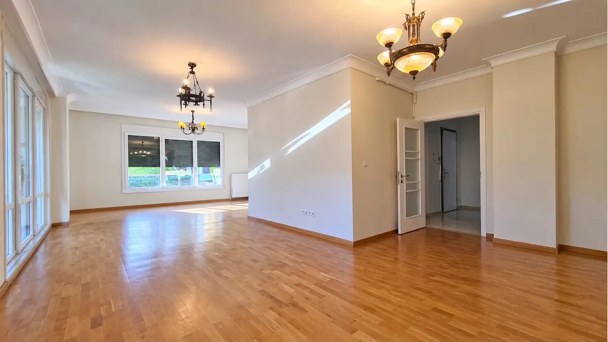 FENERYOLU BAĞDATA 2.PARALEL YENİ BİNA 140 M2 NET 4+1 BAHÇE KATI 3