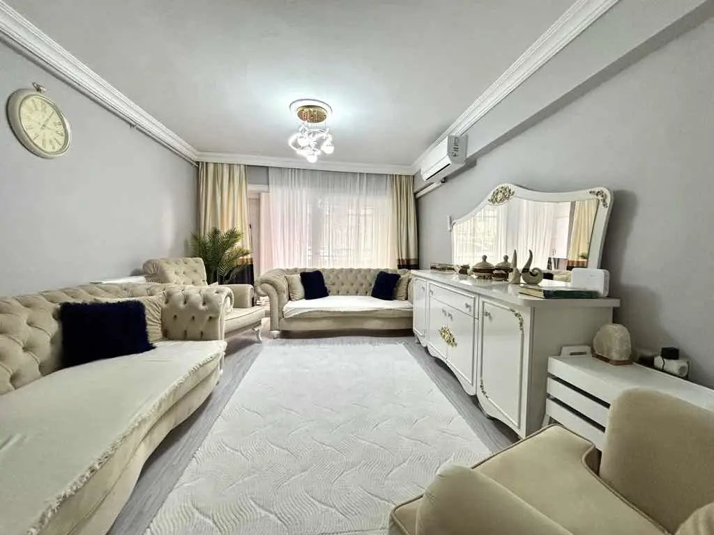 ŞİRİNYER’İN MERKEZİNDE KOMPLE TADİLATLI KREDİYE UYGUN 3+1 DAİRE !