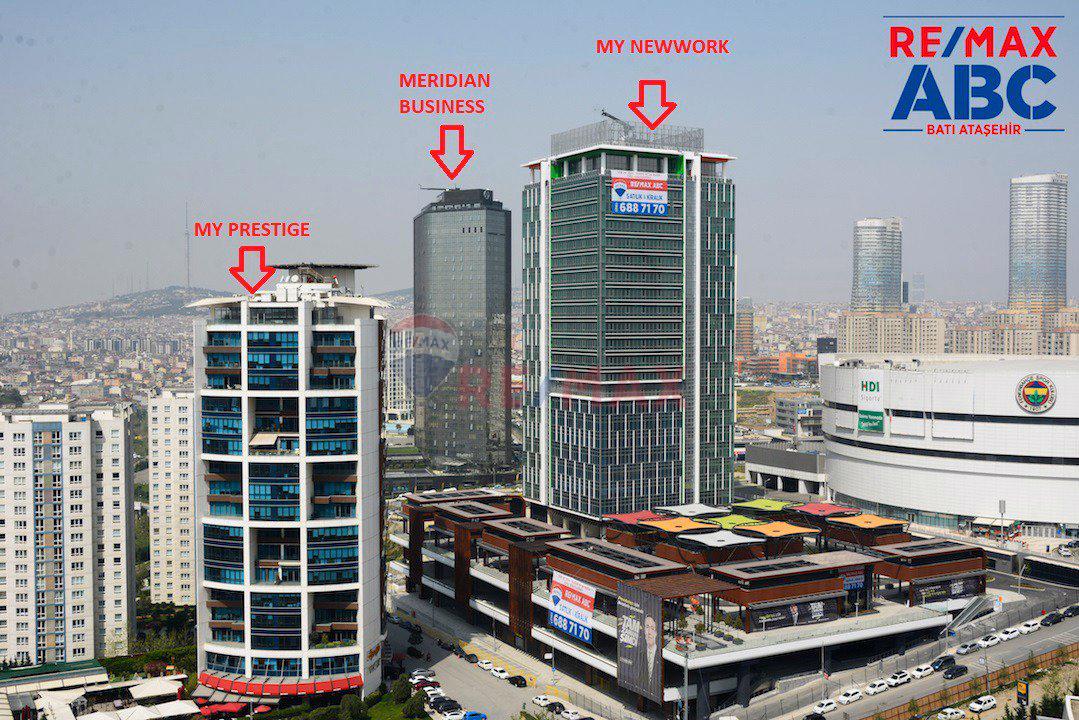 Ataşehir Ağaoğlu My Newwork 'te 4.404 m2 Kiralık 3 Tam Kat Ofis