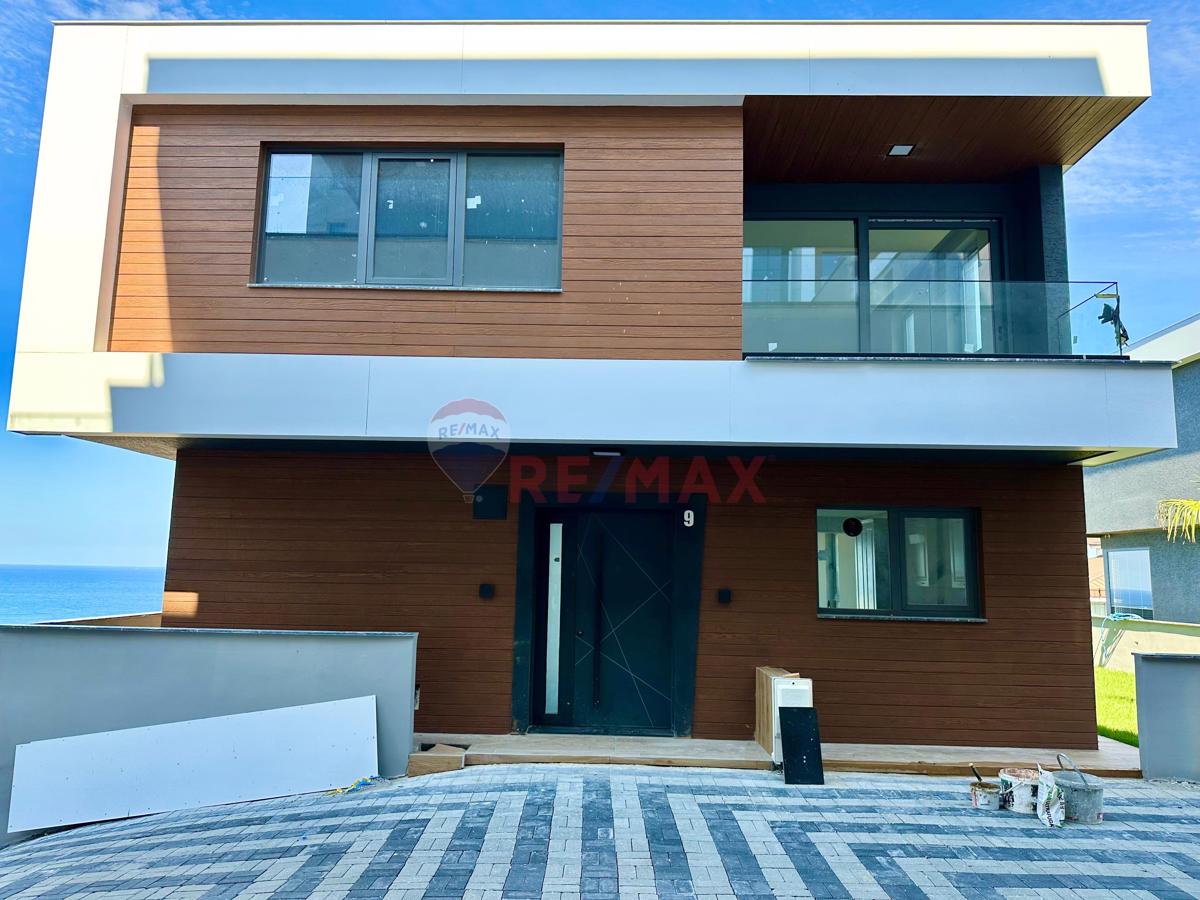 YALINCAK SEA PEARLS PROJESİNDE SATILIK VİLLA