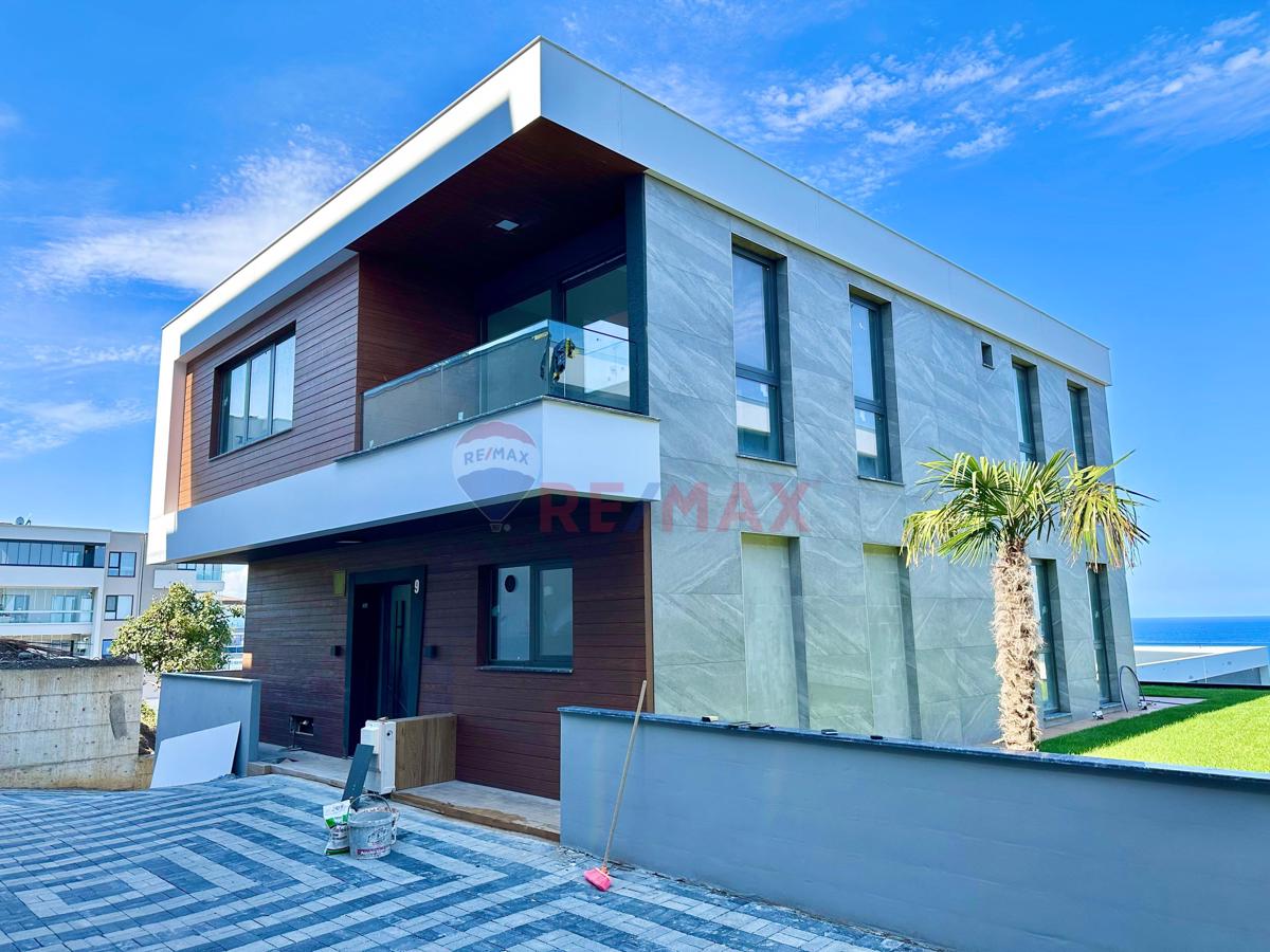 YALINCAK SEA PEARLS PROJESİNDE SATILIK VİLLA