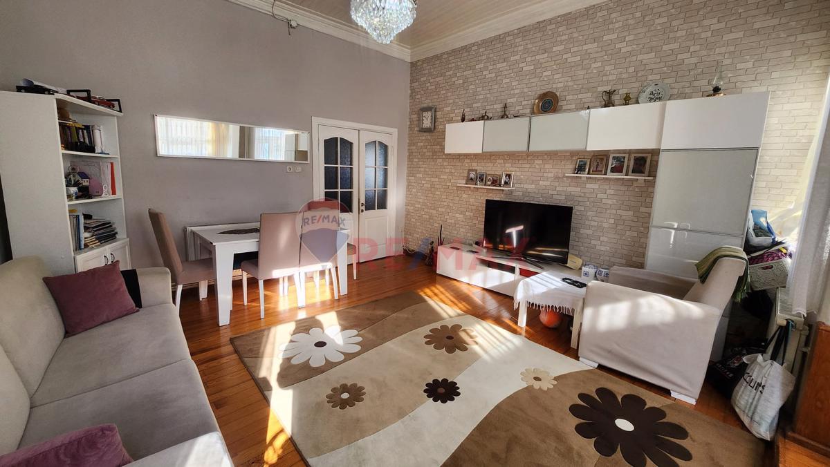 SARIYER BÜYÜKDERE'DE MUHTEŞEM LOKASYONDA SATILIK KOMPLE BİNA