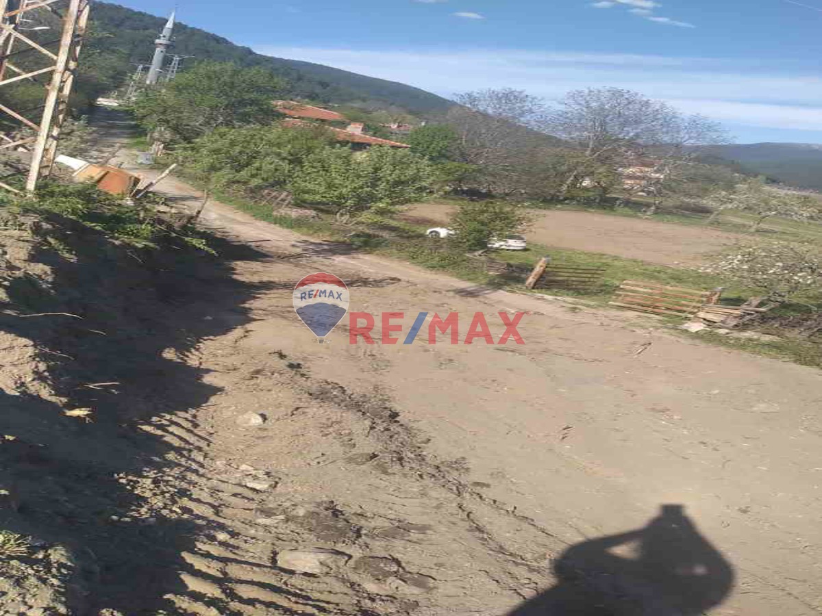 ILGAZ KAYAK MERKEZLERI YAKINI TEK TAPU 1.680 M² ARSA