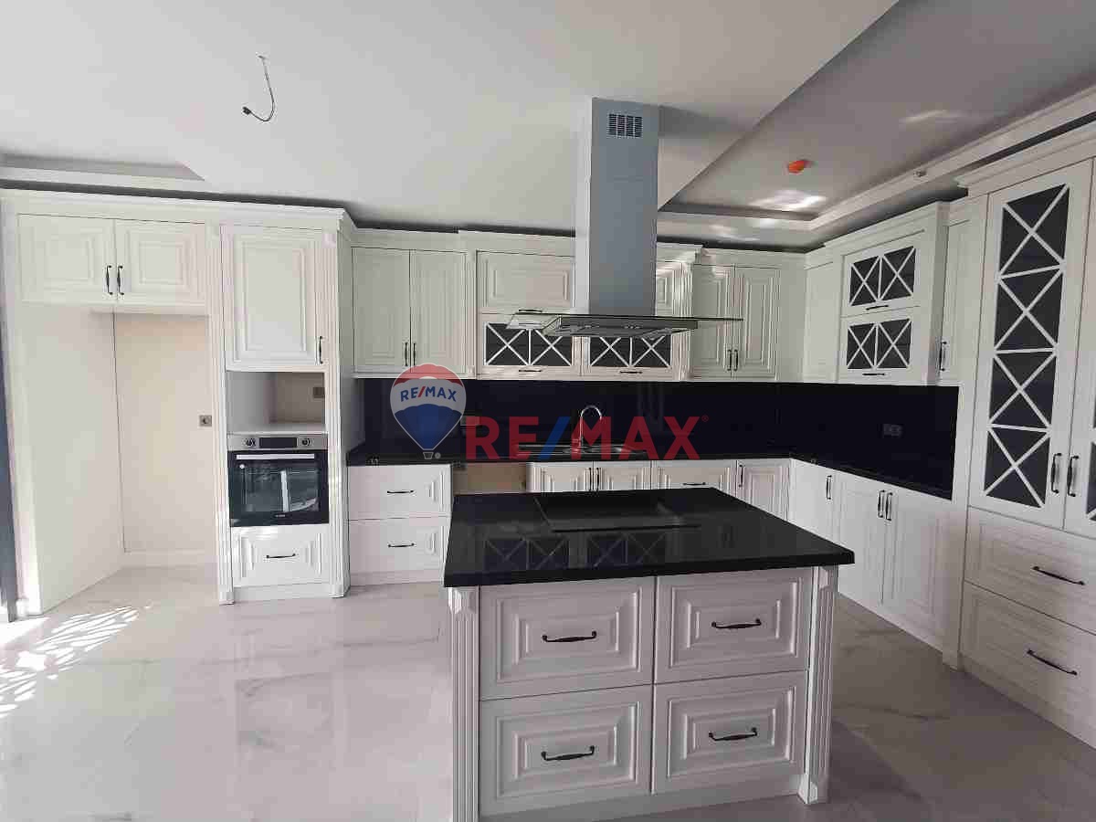 CAN TOWERS'TA, NATA VEGA'YA KOMŞU, KIŞ BAHÇELİ 4,5+1 LÜKS DAİRE!"