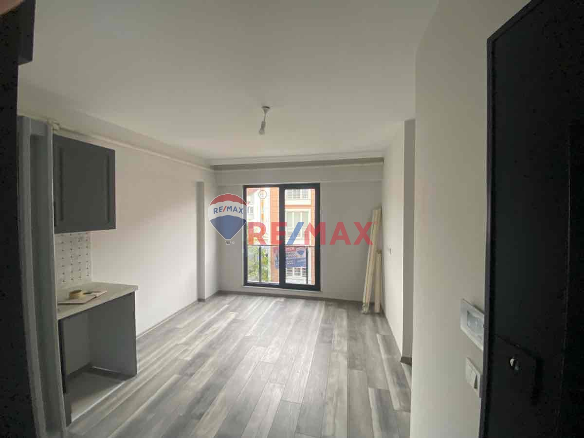 CUMHURİYET MAH DENİZ TARAFINDA 1+1 KİRALIK DAİRE