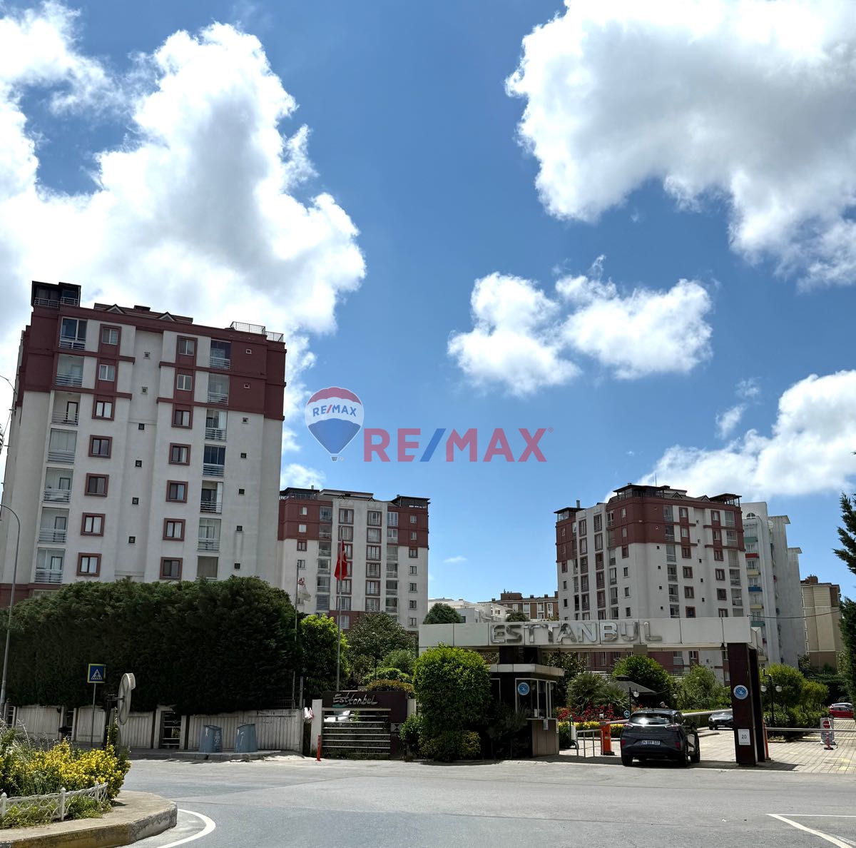 ESTTANBUL SİTESİ 4+2 SATILIK DUBLEKS